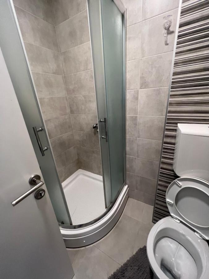 Delete 4 Apartman Belgrád Kültér fotó