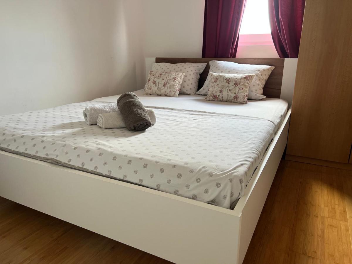 Delete 4 Apartman Belgrád Kültér fotó