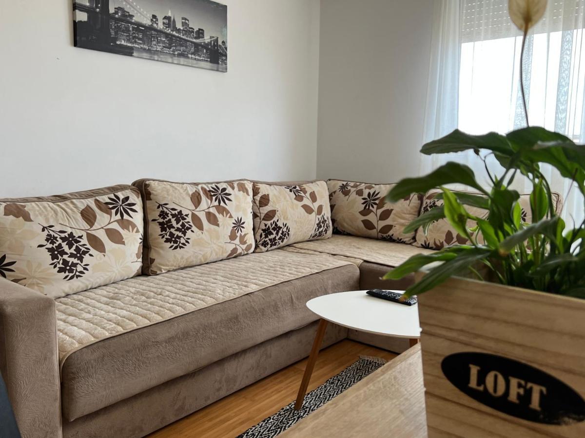 Delete 4 Apartman Belgrád Kültér fotó