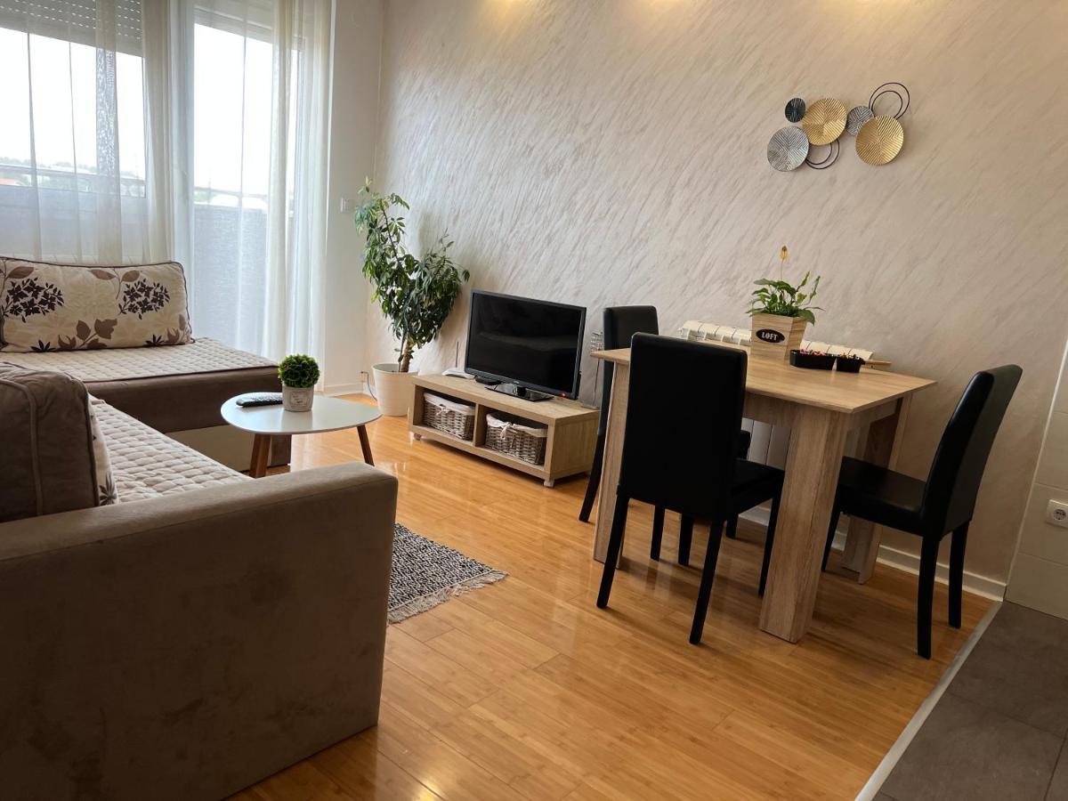 Delete 4 Apartman Belgrád Kültér fotó